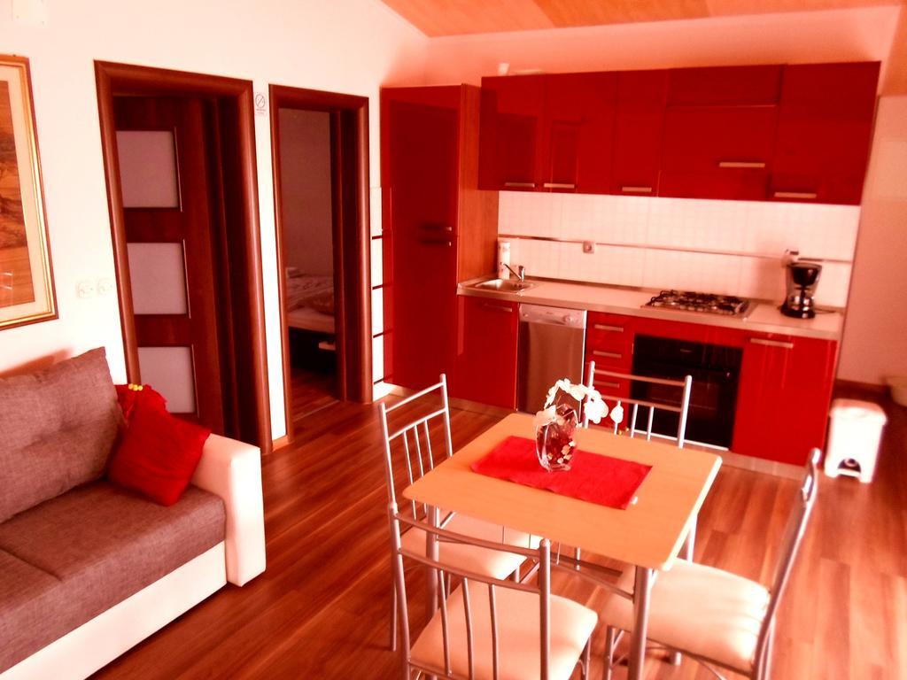 Apartments Annie Rogoznica  Phòng bức ảnh