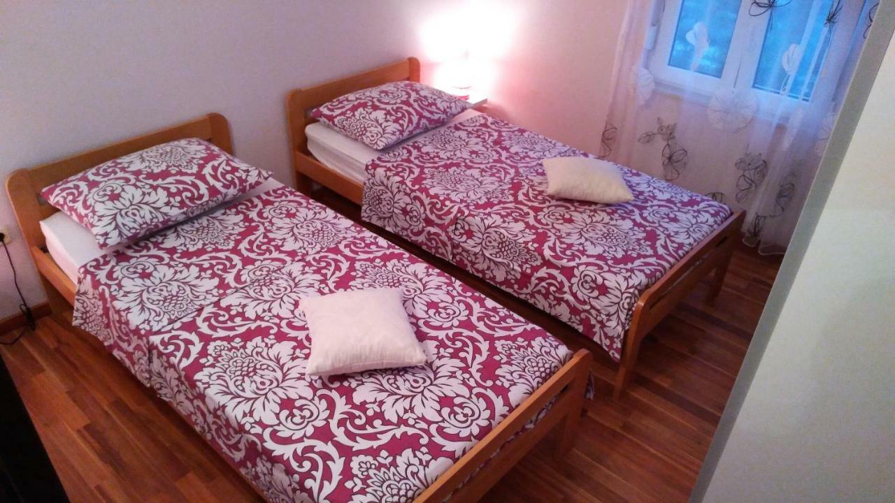 Apartments Annie Rogoznica  Ngoại thất bức ảnh