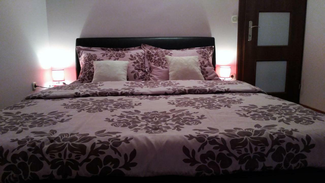 Apartments Annie Rogoznica  Ngoại thất bức ảnh