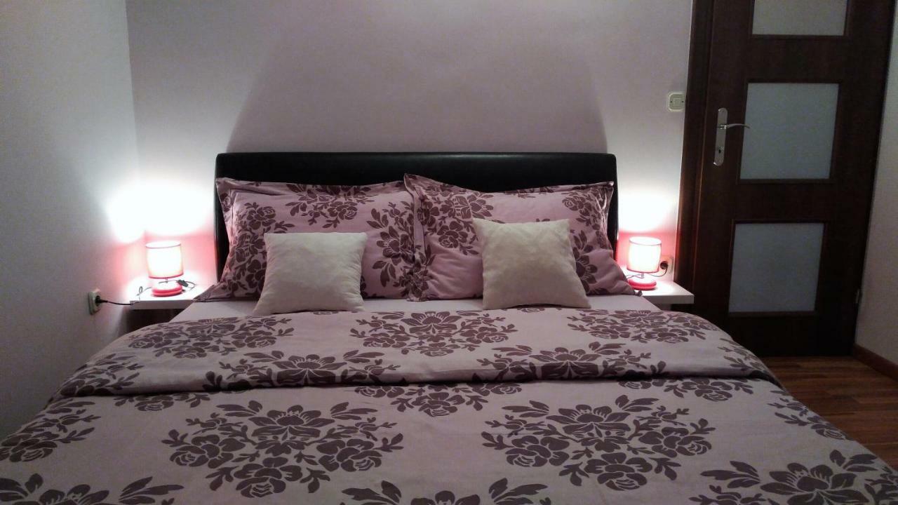 Apartments Annie Rogoznica  Ngoại thất bức ảnh