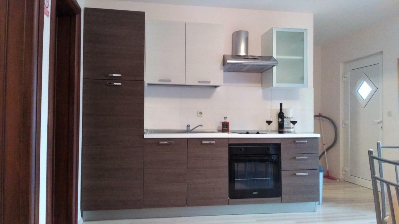 Apartments Annie Rogoznica  Ngoại thất bức ảnh