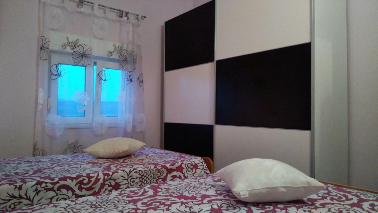 Apartments Annie Rogoznica  Ngoại thất bức ảnh